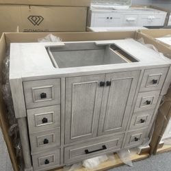 Bathroom vanity cabinet 42” solid mango Quartz top with sink and backsplash 