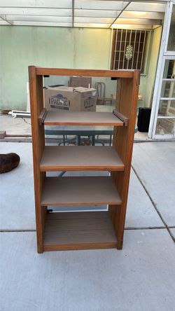 Entertainment center