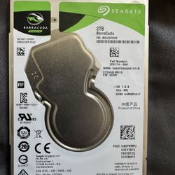 Seagate BarraCuda 2TB Internal 5400RPM 2.5 in. HDD (ST5000LM000) 15mm - WORKS
