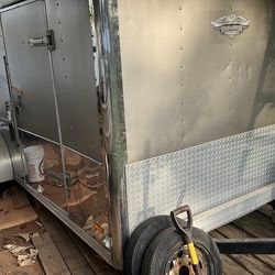 5x8 enclosed trailer