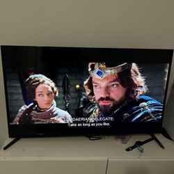 32 Inch TV 