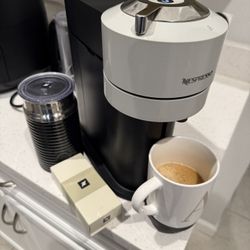 Nespresso Vertuo Next with Aeroccino3 Milk Frother