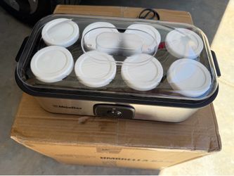 Mueller Austria Yogurt Maker with 8 Glass Jars – Excellent Condition