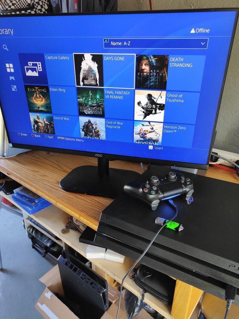 PS4 PRO MO**ED 1TB "9.00"