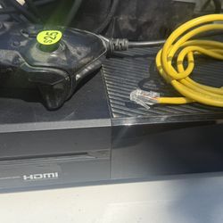 Xbox  ONE console And 3 Controllers