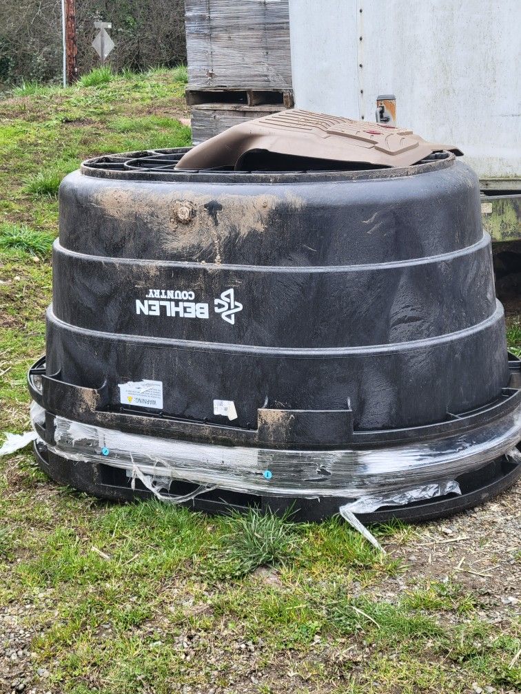 Behlem Country 150gal poly stock