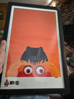 Framed minimalist gritty portrait