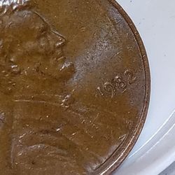 1982 No Mint Small Date 3.1 Gram Penny