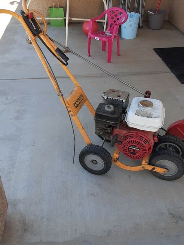 Grass Trimmer