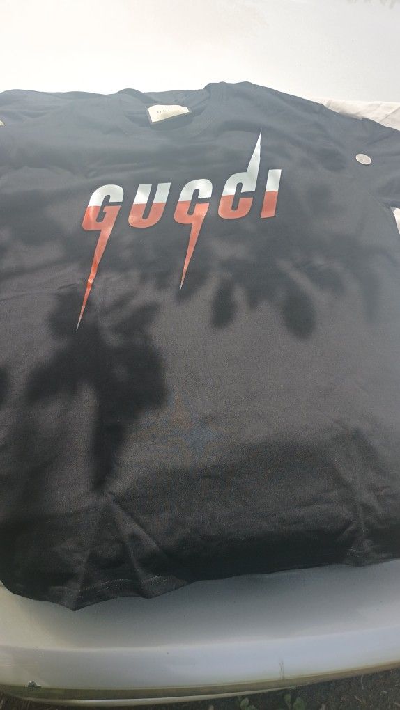 Gucci T Shirt Size Xl