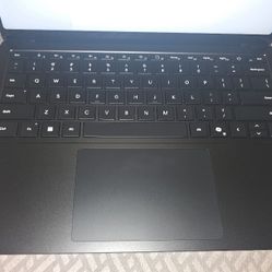 13.8” Microsoft Surface Laptop 7th Edition