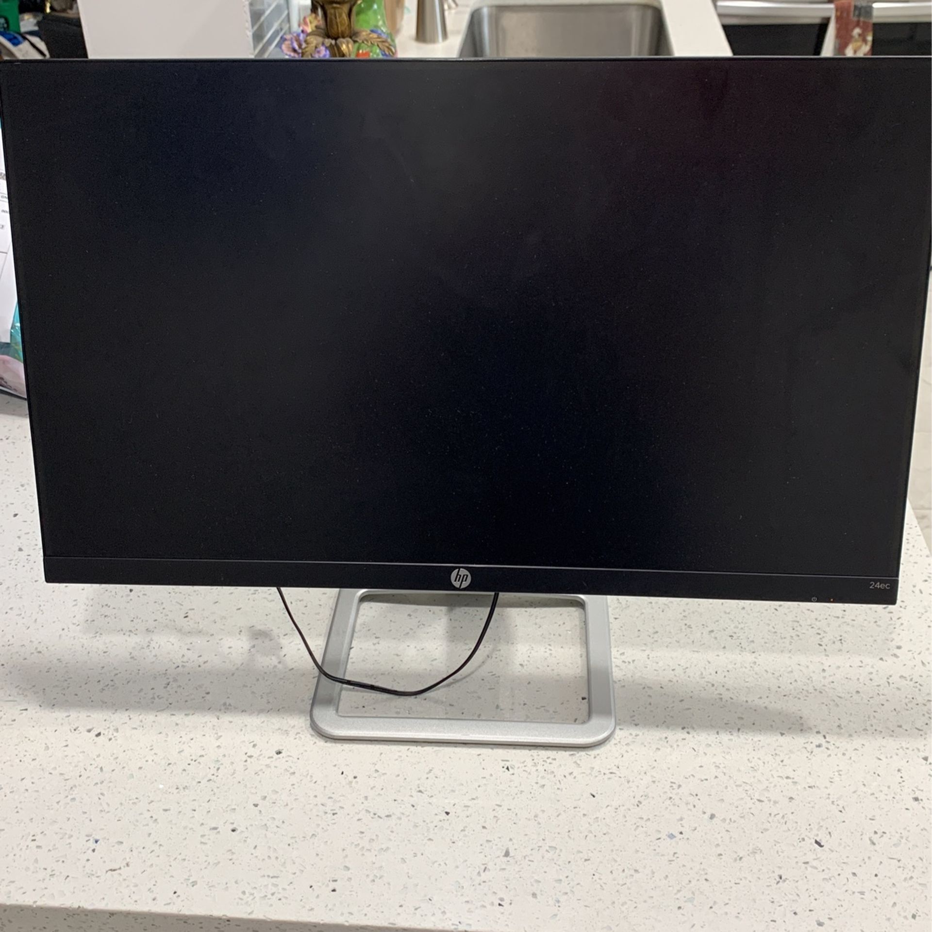 HP 24ec 24" IPS Full HD Computer Monitor (HDMI, VGA) - 1LU21AA