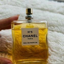New and unopened Chanel No. 5 perfume spray, 100 ml (Festival Collector's Edition)