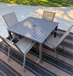 Square Patio Table and Chairs