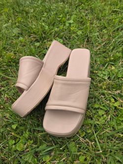 Women's Tan Platform Slide Sandals Size 42 Fits US 11 Chunky Comfort Slip-On