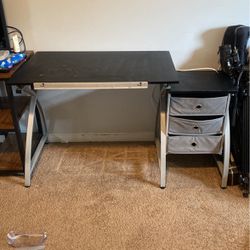 Easel Adjustable Desk  
