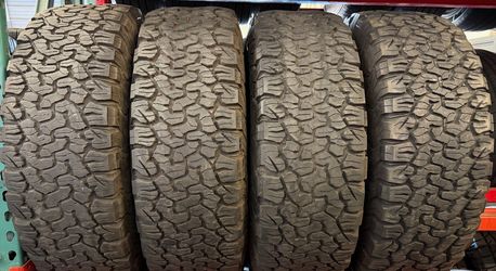 LT 285 70 17 BFGoodrich 4623