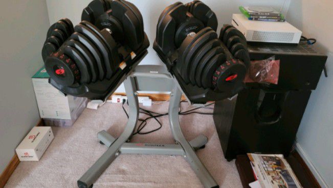 Bowflex Adjustable Dumbbells with stand
