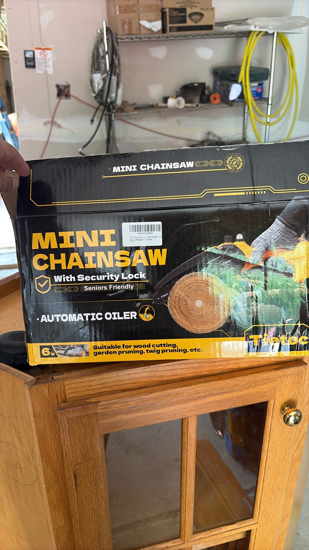Tietoc Mini Chainsaw 6 Inch Cordless [Ease of Use] Portable Electric Chainsaw, Small Handheld Battery Powered Super Saw for Tree Branches,