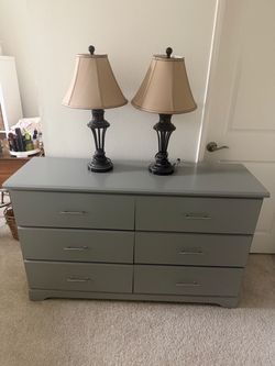 Gray 6-Drawer Double Dresser + 2 table lamps