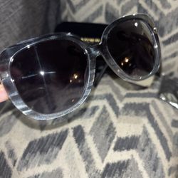 COACH Sunglasses 🕶️ 
