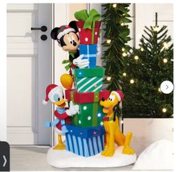 Nature's Mark 1.22 m (4 ft) Holiday Disney Stacked Characters with Giftbox