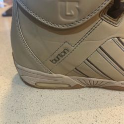 Ladies Snowboard Boots Size 7