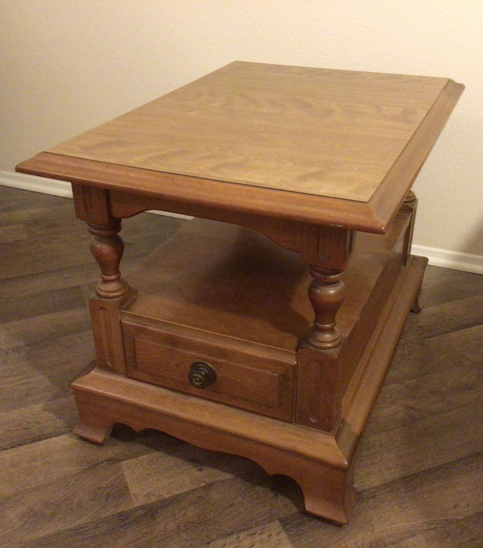 Ethan Allen Side/End Table