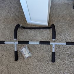 Doorframe Pull Up Bar