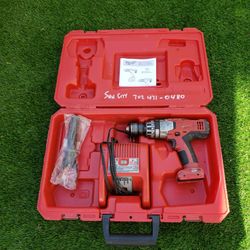 18v Milwaukee Hammer Drill ( No Battery)