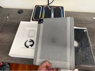 iPad Pro 13inch M5 1TB WiFi + cellular nano texture glass