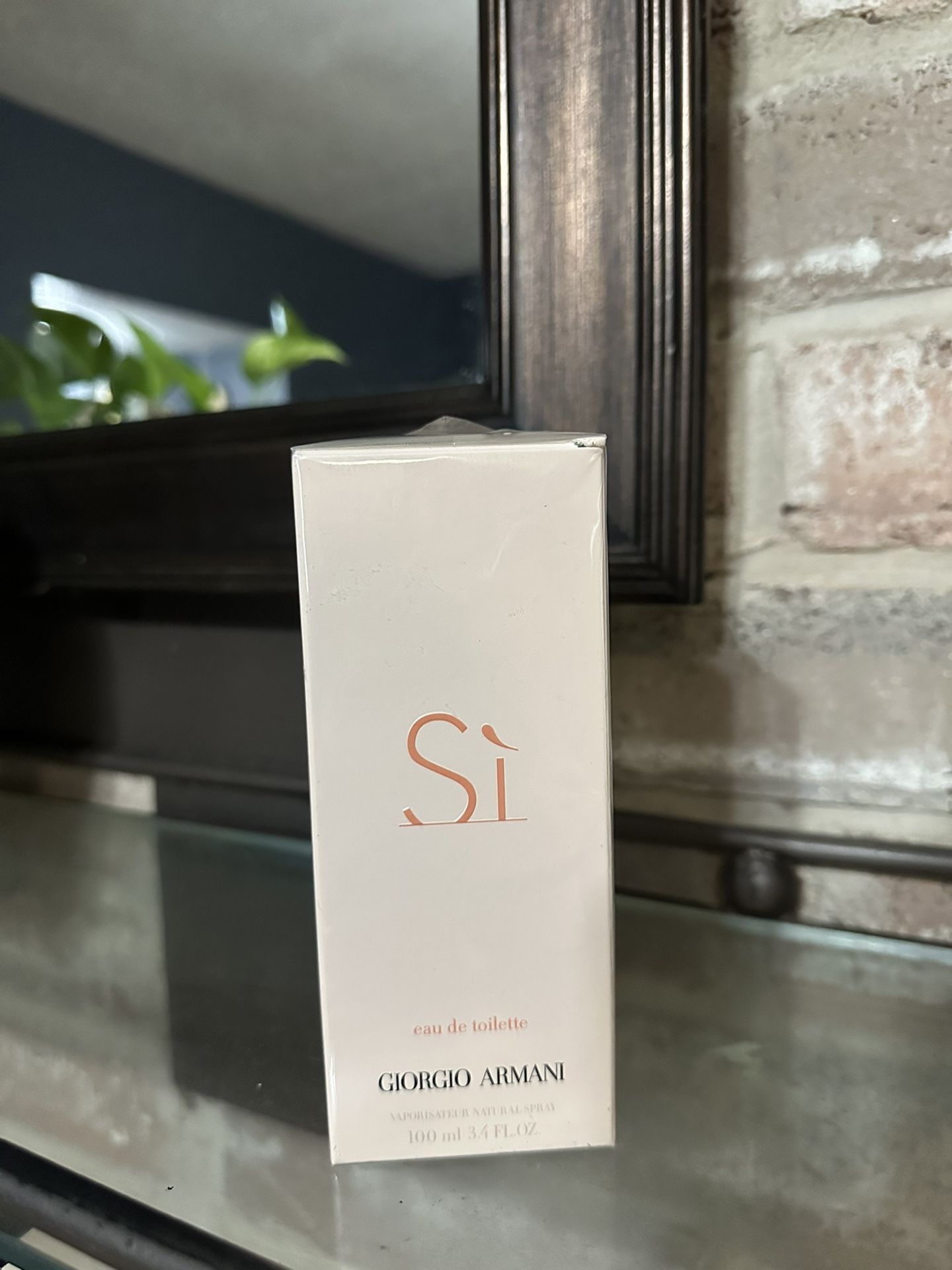 Giorgio Armani Si Perfume