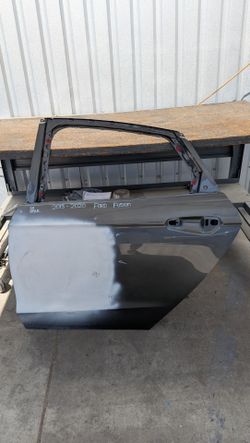 2013-2014-2015-2016-2017-2018-2019-2020 FORD FUSION LEFT REAR DOOR OEM USED #11288