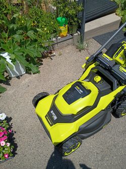 Ryobi 40V HP Brushless Self-Propelled Lawn Mower