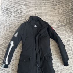 Women's Canada Goose Jacket 2XS