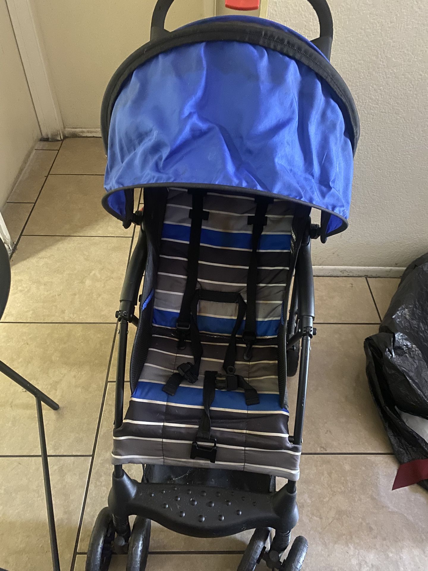 Stroller 