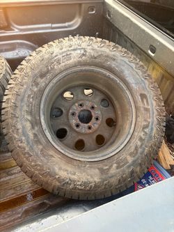 Nitto Terra Grappler all-terrain tires 285/70R17