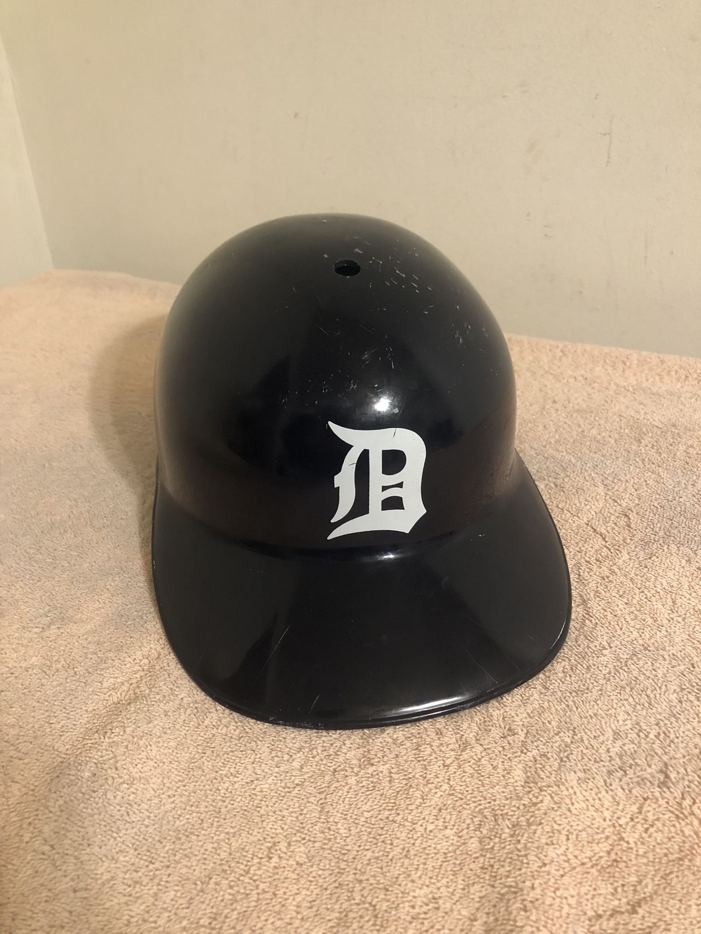 Vintage 1969 Detroit Tigers Batting Helmet Full Size Autographed With Insert