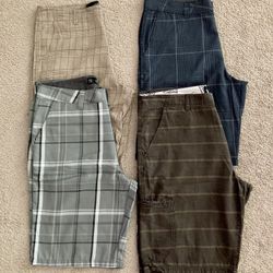 Men Shorts . Vans And O’Neil . Size 34 