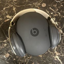 Beats studio 3