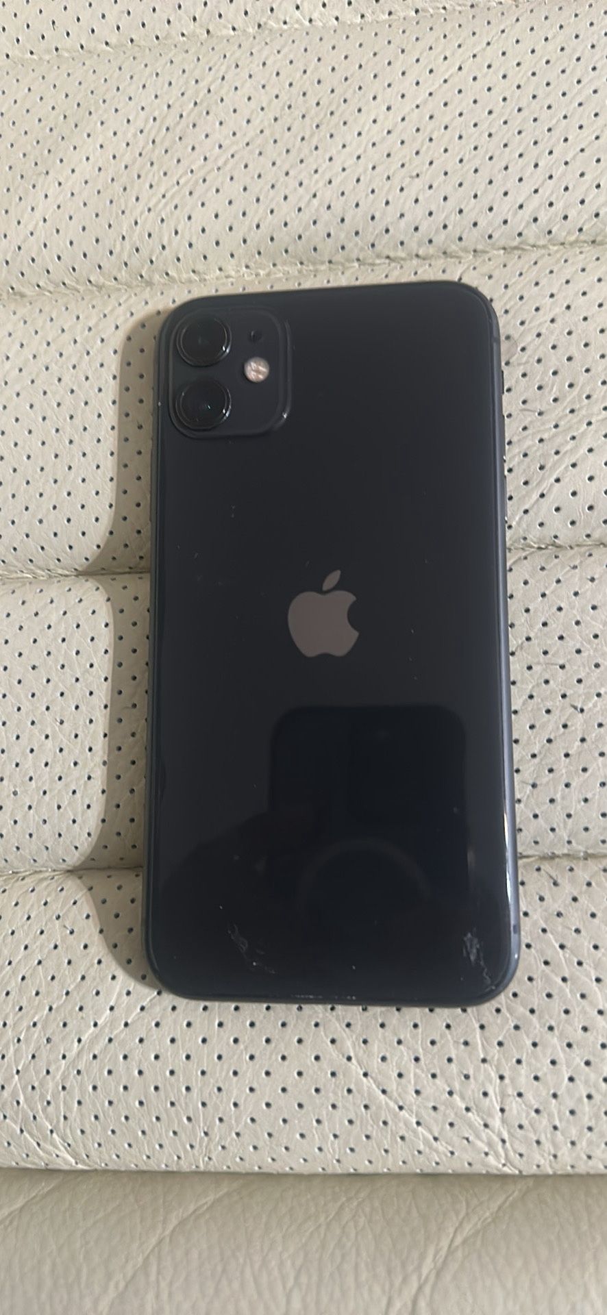 iPhone 11 64 GB Unlocked 