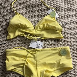 Yellow bikini (new)