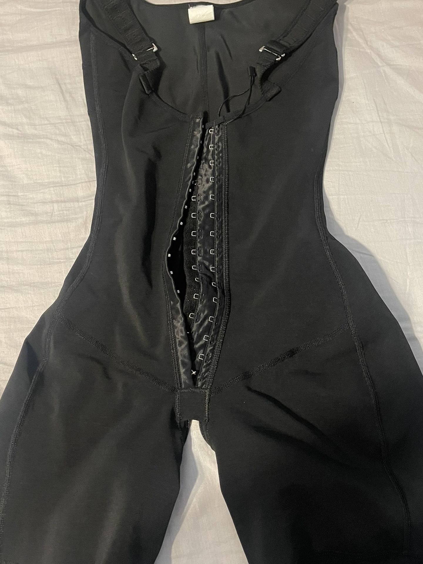 Curvy Fit Body Shaper (Guitara Shaper) 6129 × 1 BLACK / XS