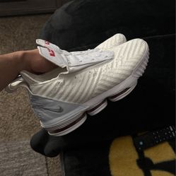 Lebron Basketball Shoes Men Size 9