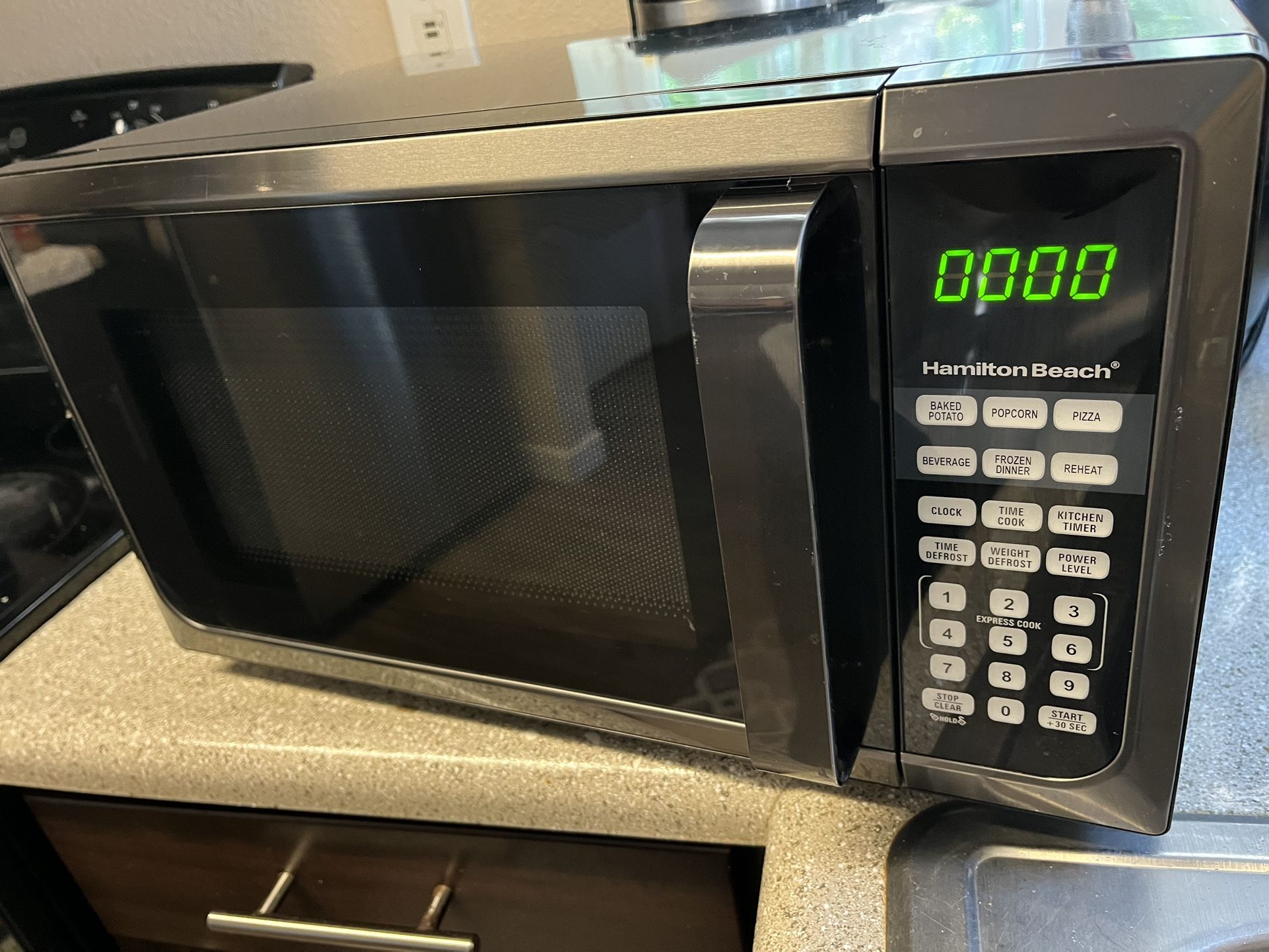 Microwave Hermilton Beach