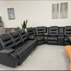 RECLINER SECTIONAL COUCH IN STOCK SAME DAY DELIVERY