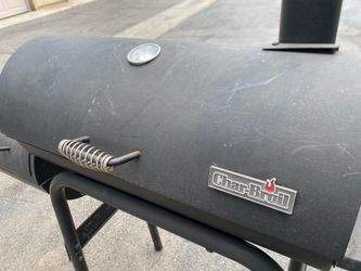 Used charbroil bbq moving sale