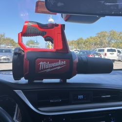 M12 Milwaukee Blower