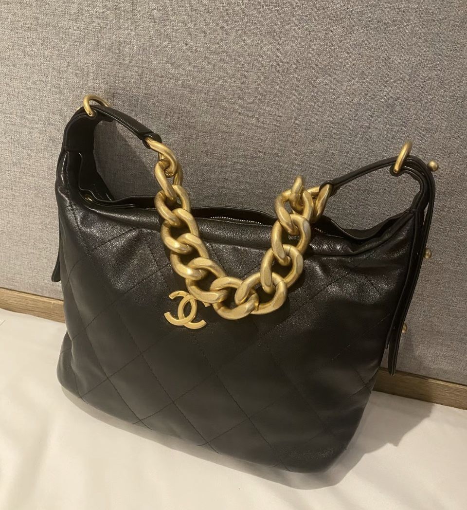 Chanel Aged calfskin Hobo Bag 