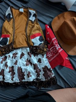 Girl Cowboy Costume Size 3T-4T